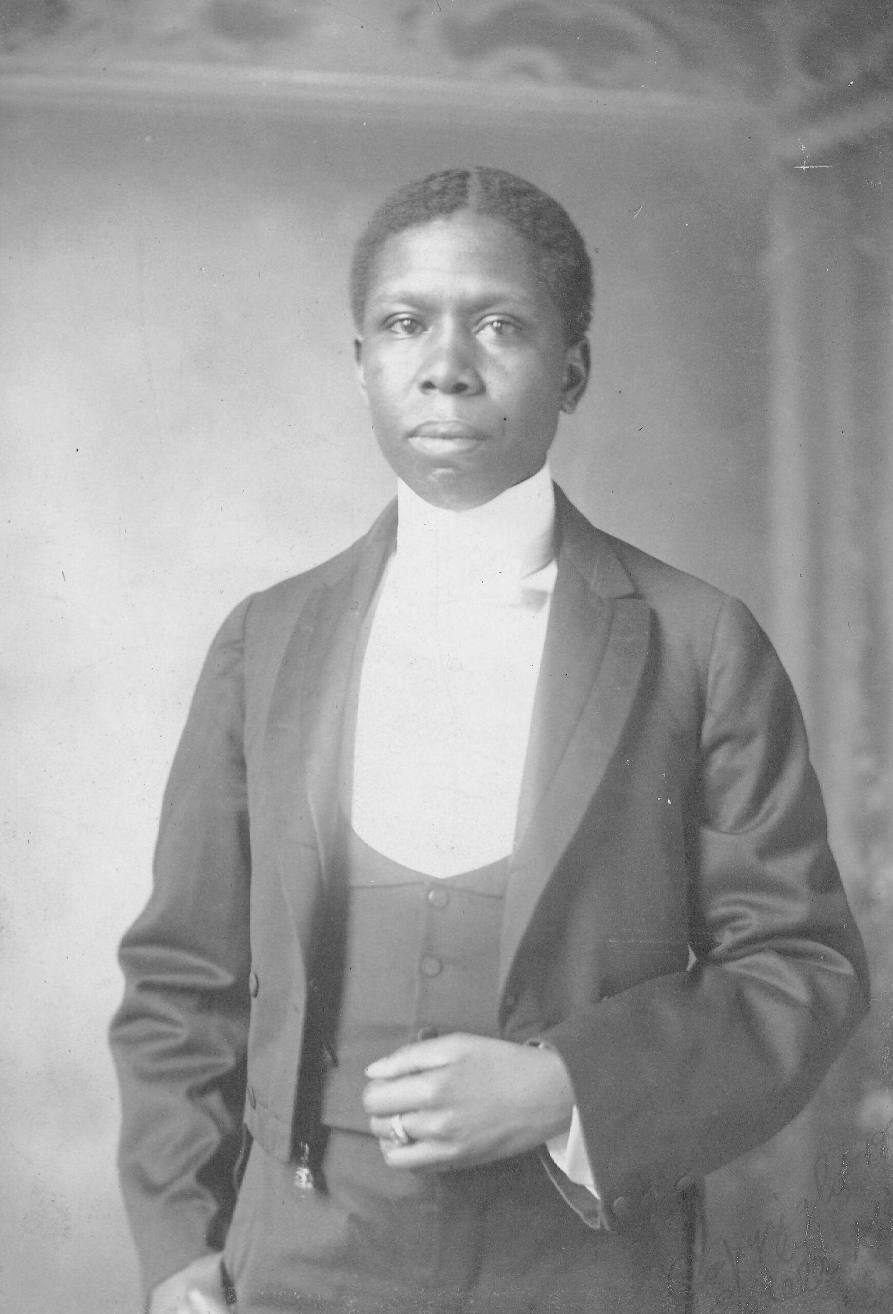 “He Sang Of Life” — The Writing Of Paul Laurence Dunbar